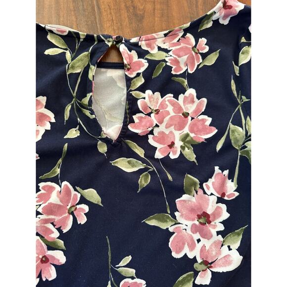 Nine Britton Women’s Navy Blue Floral 3/4 Flare Sleeve Top Stretch Keyhole Small - Picture 3 of 5